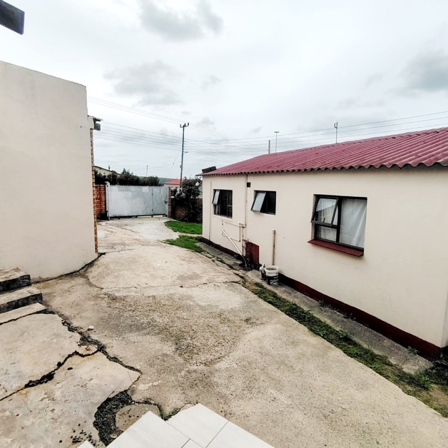 4 Bedroom Property for Sale in Mdantsane Eastern Cape